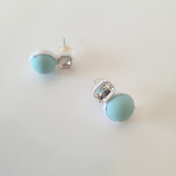 Set of 2 Pastel Colored KOREAN Stud Earrings -Bow Design & Rhinestone Design - Picture 3 of 8